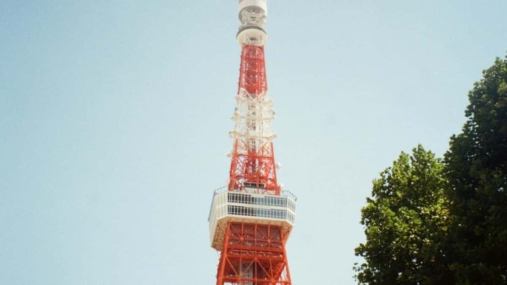 Praktican vodic za oglasivace iz Srbije: kako locirati i angazovati Snapchat kreatore iz Bahreina koji dopiru do muzicke publike, uz taktike, primerke i alatke.