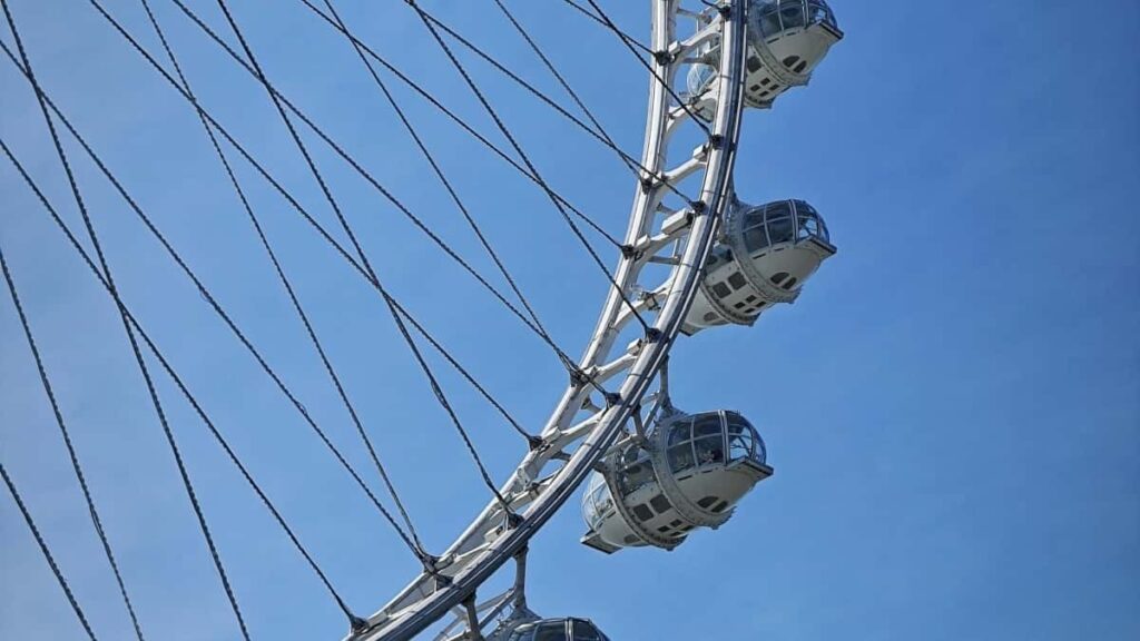 Praktican vodic za oglasivace iz Srbije: kako pronaci i angazovati mikro-kreatore iz Jermenije na Zalo za probne proizvode, sa strategiama, rizicima i primerima.